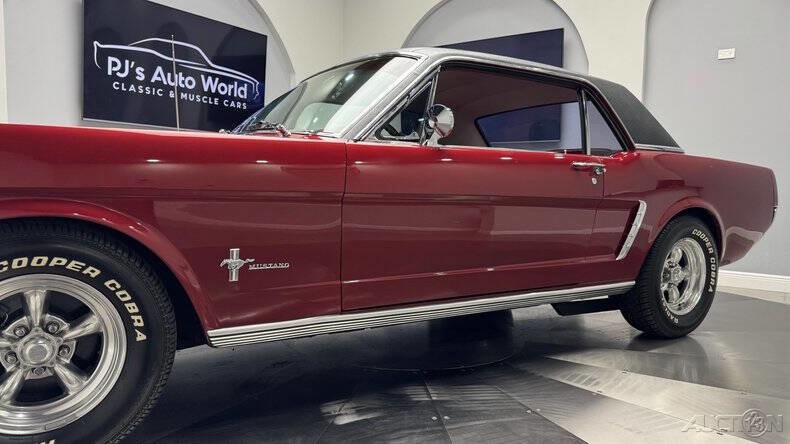 Ford-Mustang-1965-17