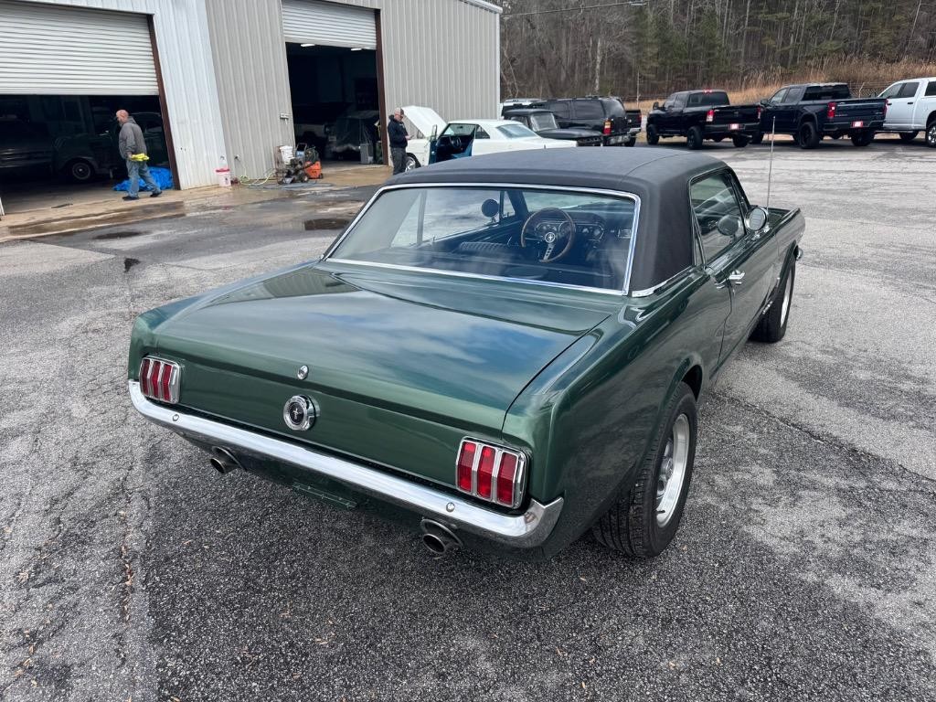 Ford-Mustang-1965-17