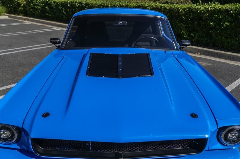 Ford-Mustang-1965-22