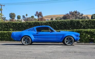 Ford-Mustang-1965-28