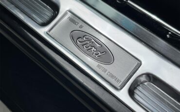 Ford-Mustang-1965-Black-Black-19