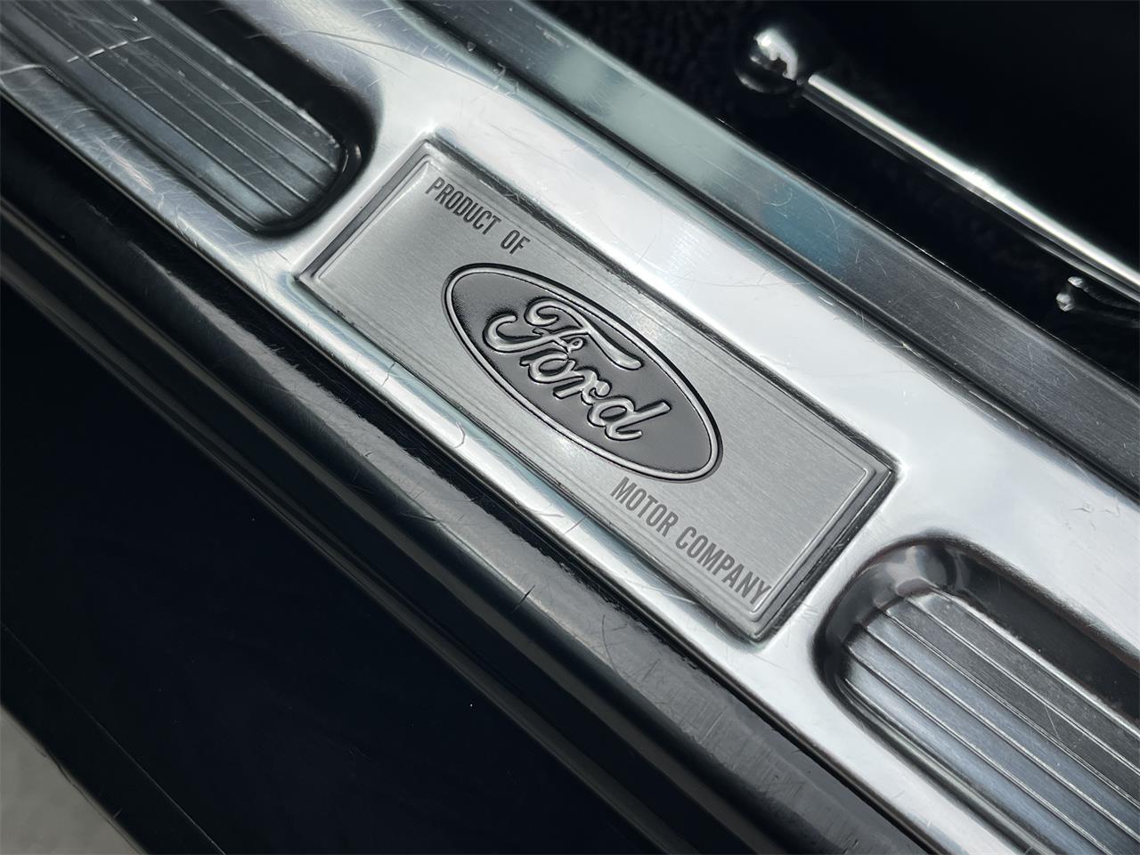 Ford-Mustang-1965-Black-Black-19