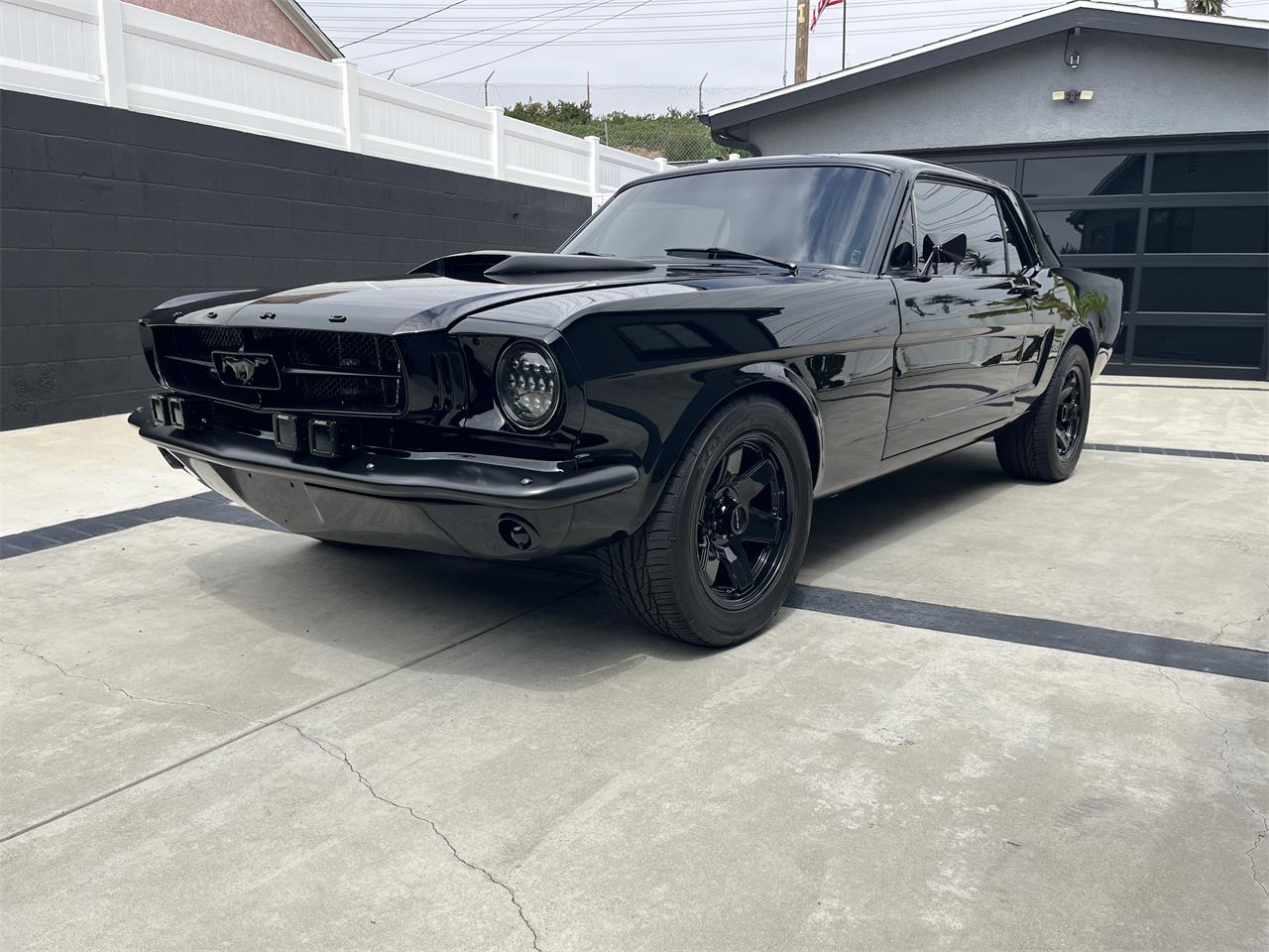 Ford-Mustang-1965-Black-Black-22