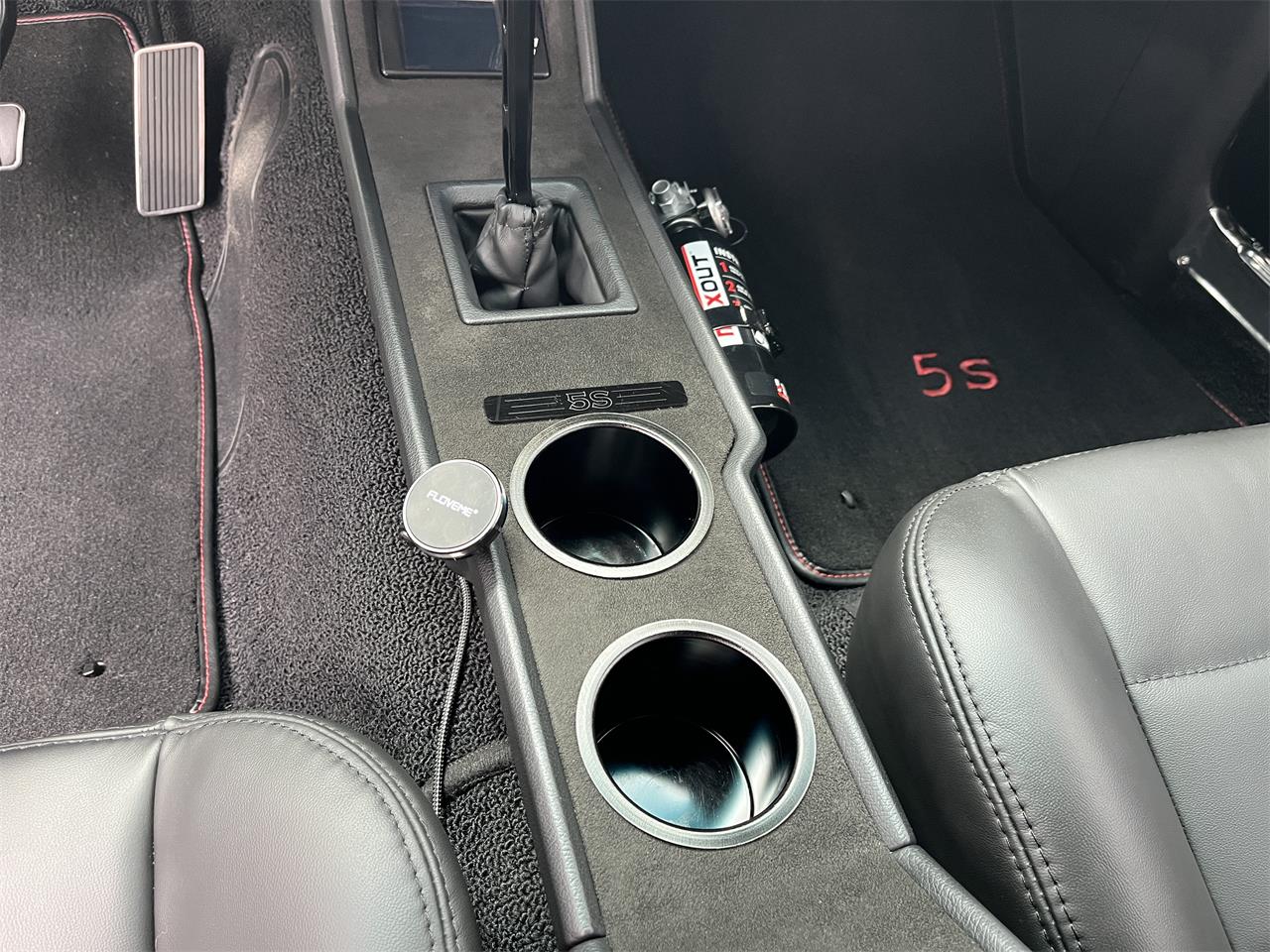 Ford-Mustang-1965-Black-Black-24