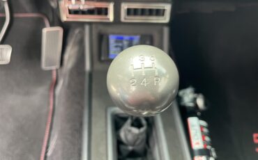 Ford-Mustang-1965-Black-Black-4