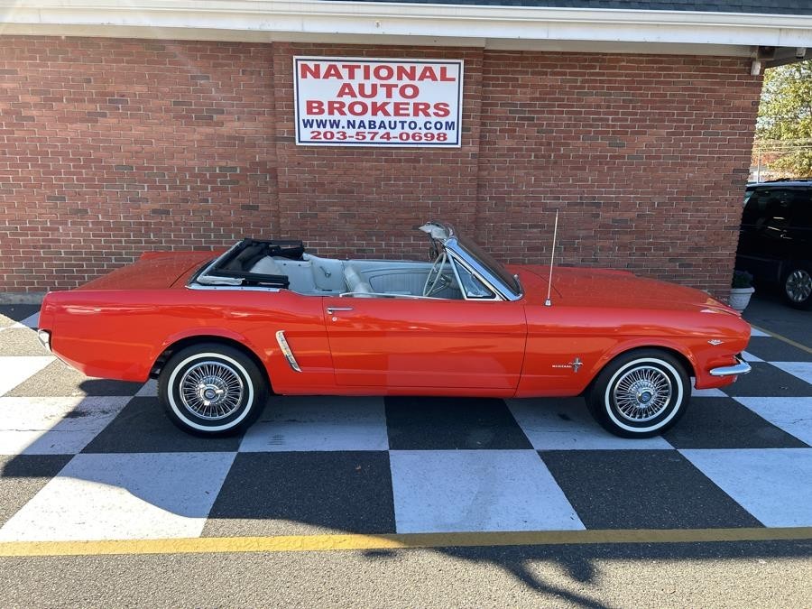 Ford-Mustang-1965-Convertible-1