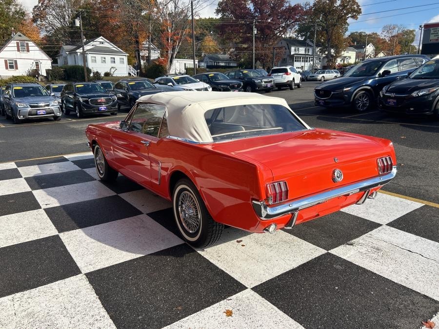 Ford-Mustang-1965-Convertible-10