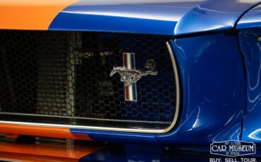 Ford-Mustang-1965-Convertible-11