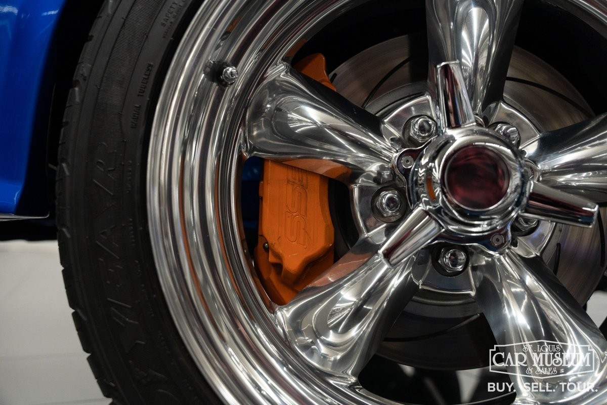 Ford-Mustang-1965-Convertible-18