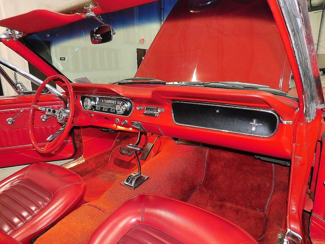 Ford-Mustang-1965-Convertible-18