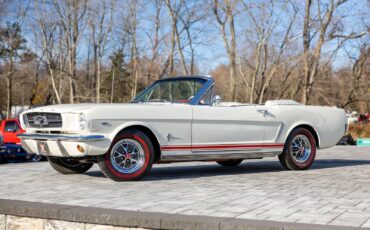Ford-Mustang-1965-Convertible-2