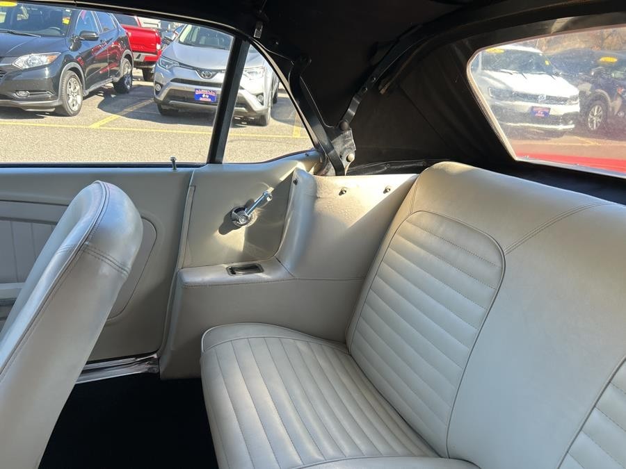 Ford-Mustang-1965-Convertible-23