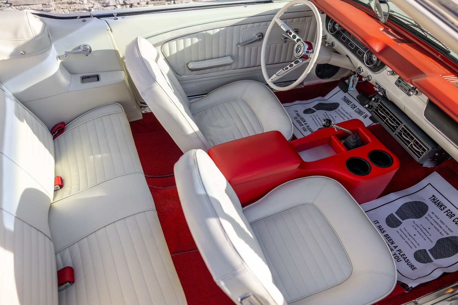 Ford-Mustang-1965-Convertible-25