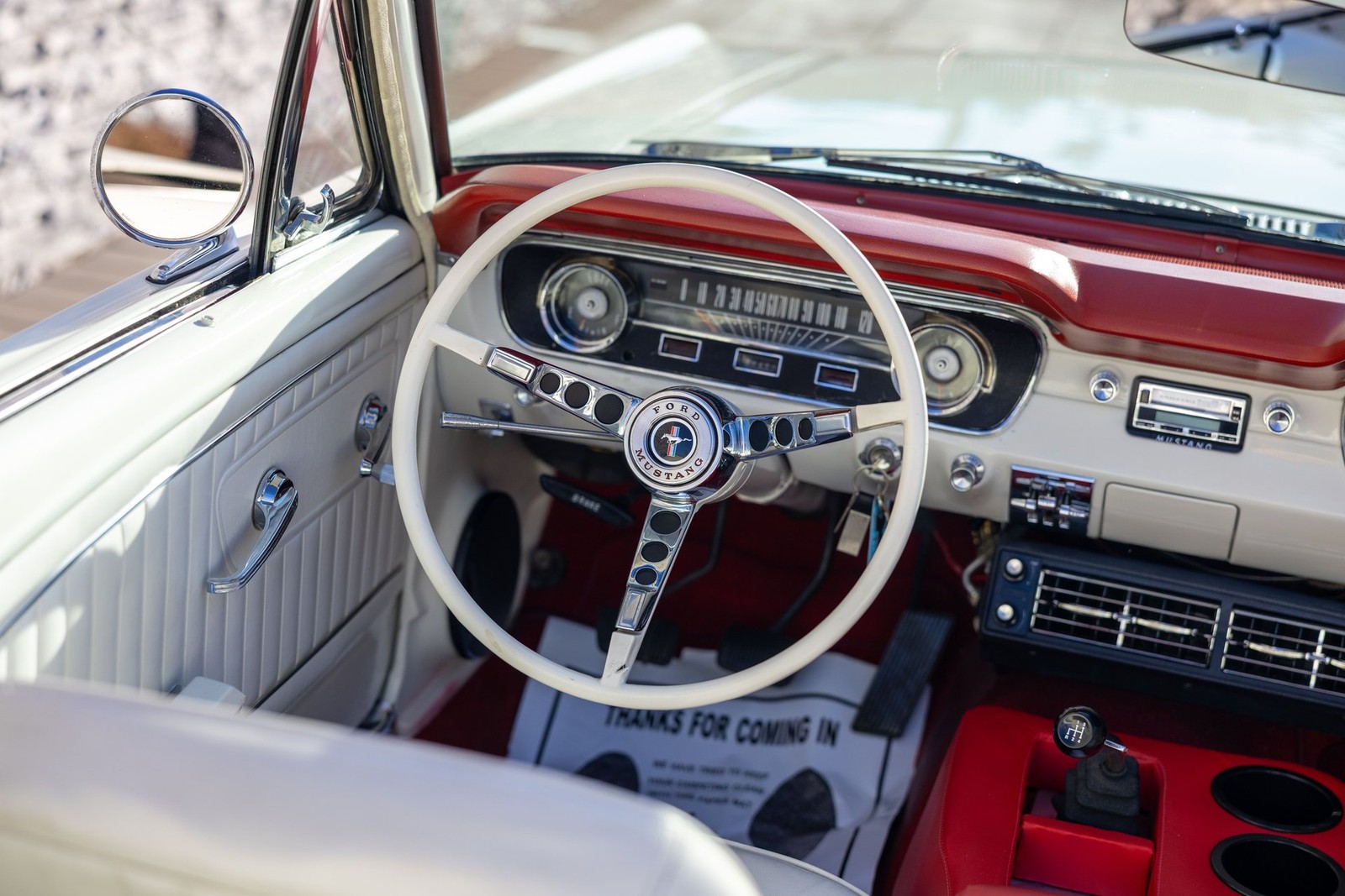 Ford-Mustang-1965-Convertible-28
