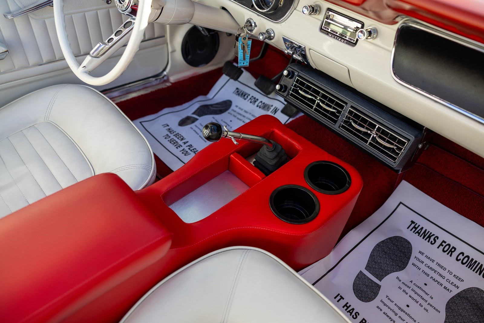 Ford-Mustang-1965-Convertible-29