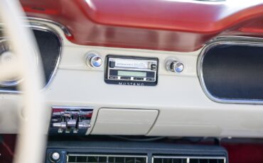 Ford-Mustang-1965-Convertible-32