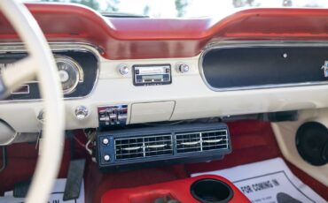 Ford-Mustang-1965-Convertible-33