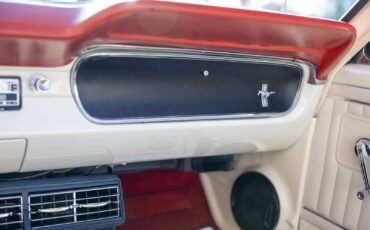 Ford-Mustang-1965-Convertible-34