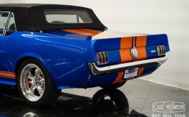 Ford-Mustang-1965-Convertible-37