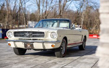 Ford-Mustang-1965-Convertible-5