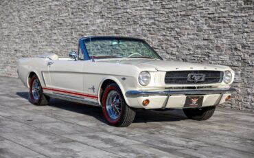 Ford-Mustang-1965-Convertible-7