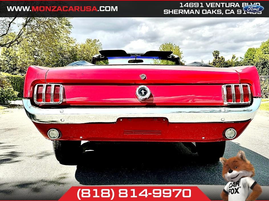 Ford-Mustang-1965-Convertible-7