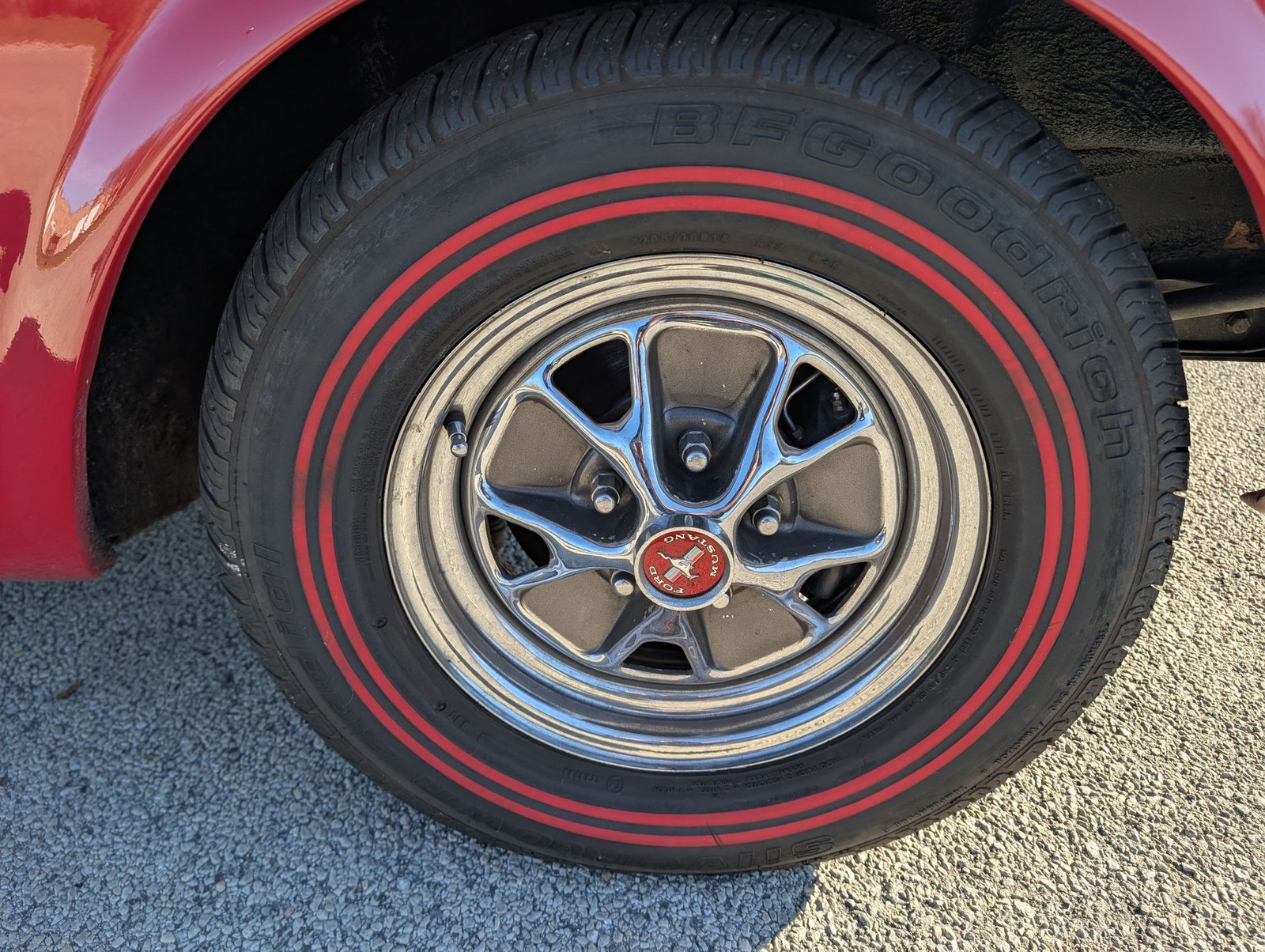 Ford-Mustang-1965-Convertible-7