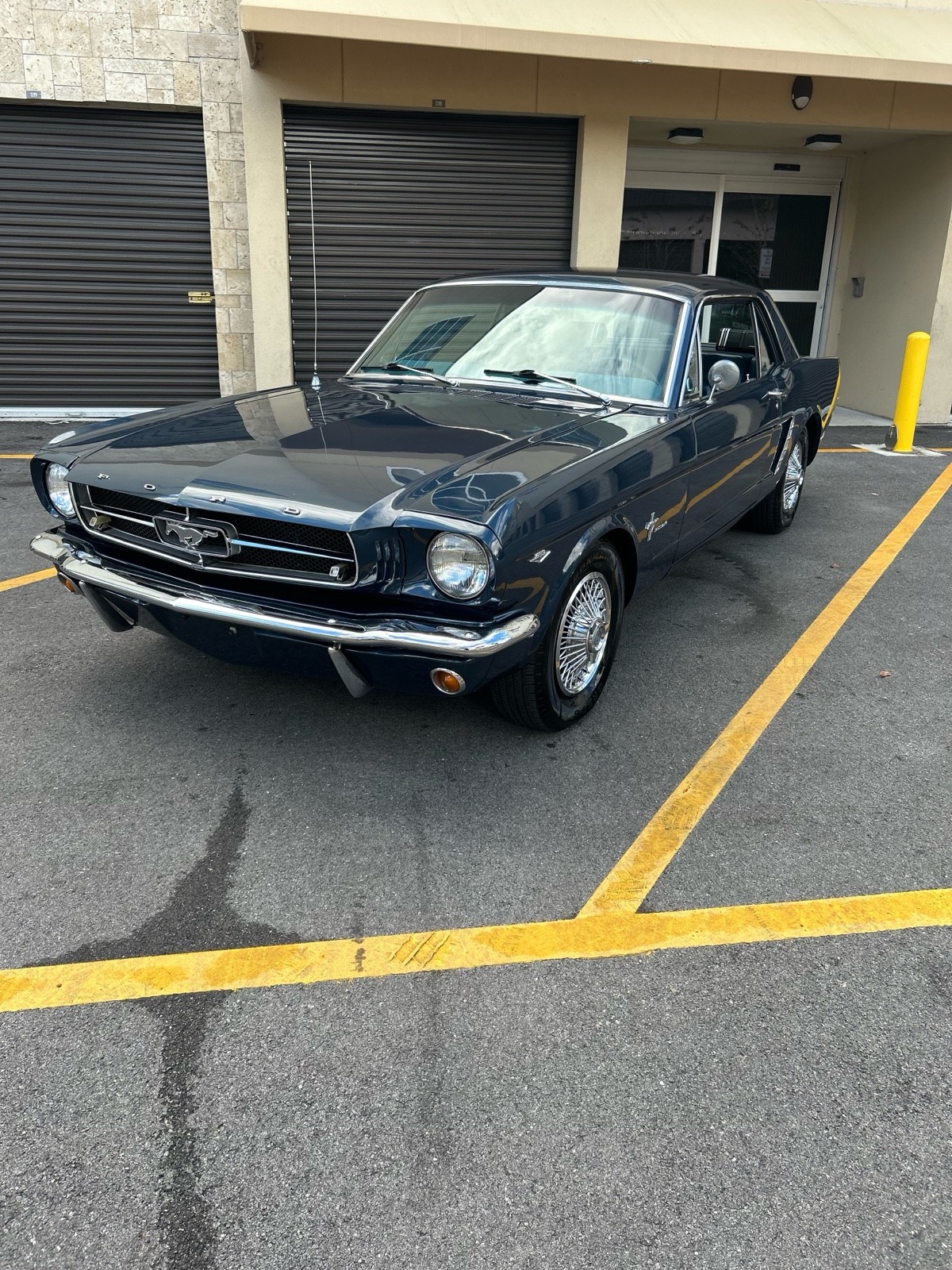 Ford-Mustang-1965-Coupe-1