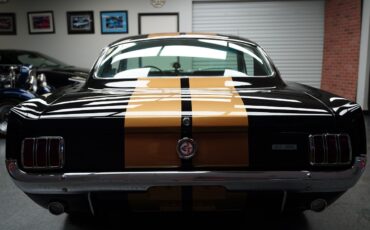 Ford-Mustang-1965-Coupe-11