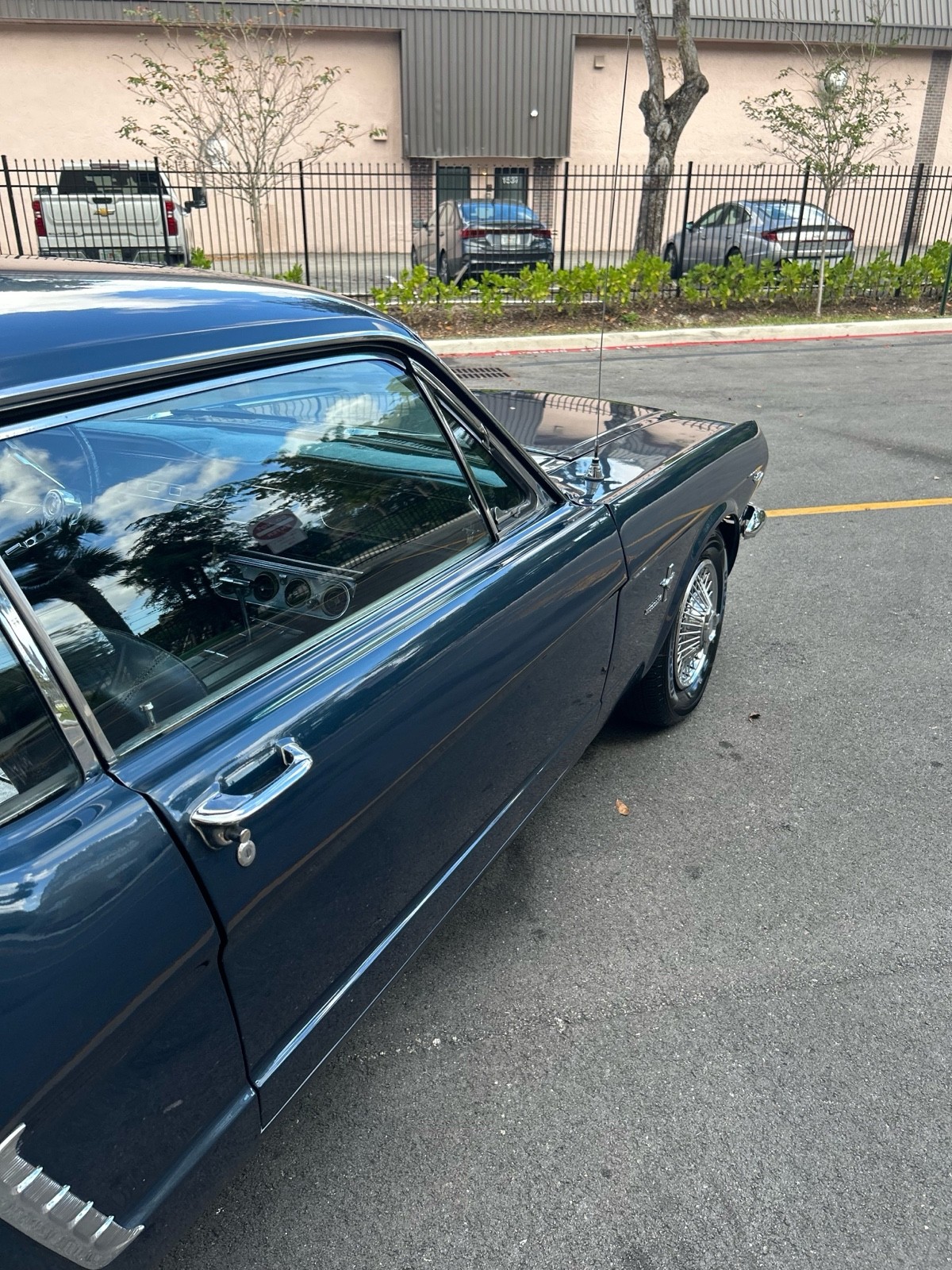 Ford-Mustang-1965-Coupe-11