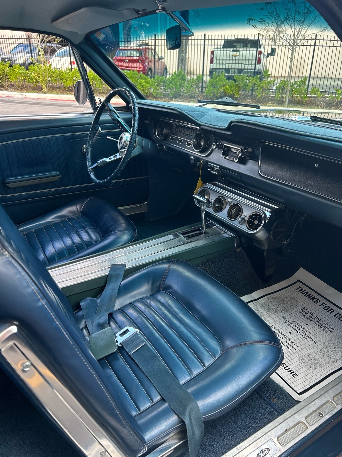 Ford-Mustang-1965-Coupe-13