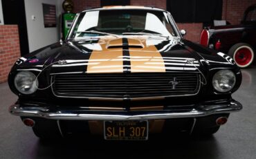 Ford-Mustang-1965-Coupe-17