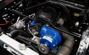 Ford-Mustang-1965-Coupe-21