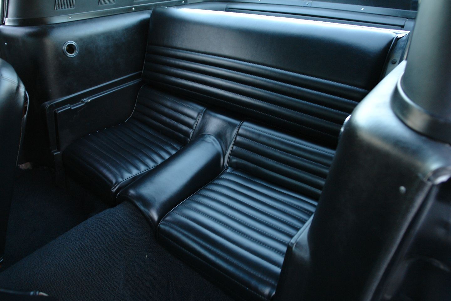 Ford-Mustang-1965-Coupe-33