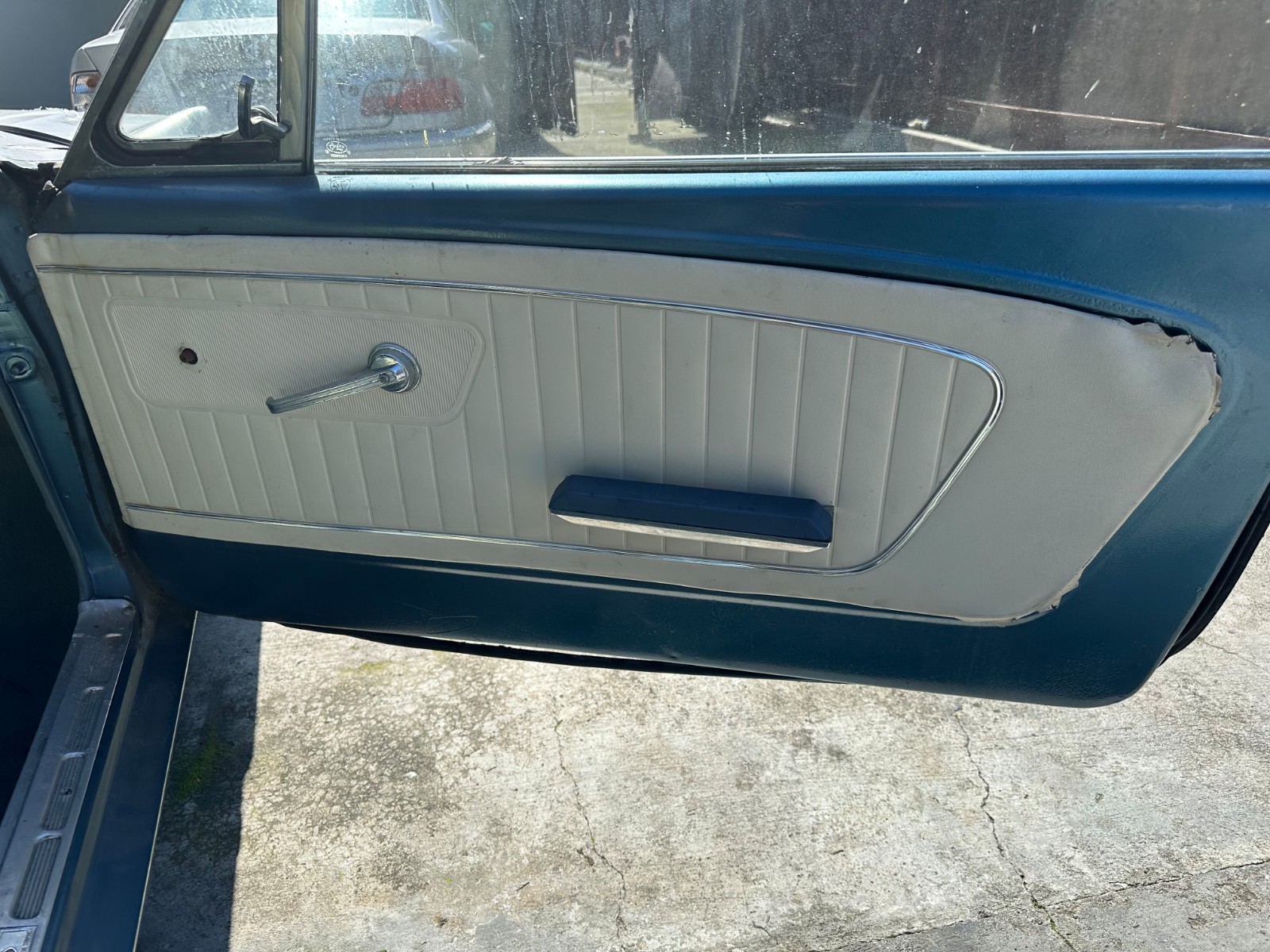 Ford-Mustang-1965-Coupe-6