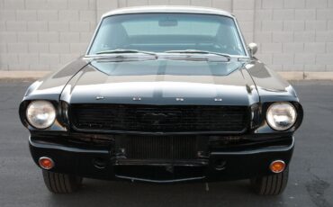 Ford-Mustang-1965-Coupe-8