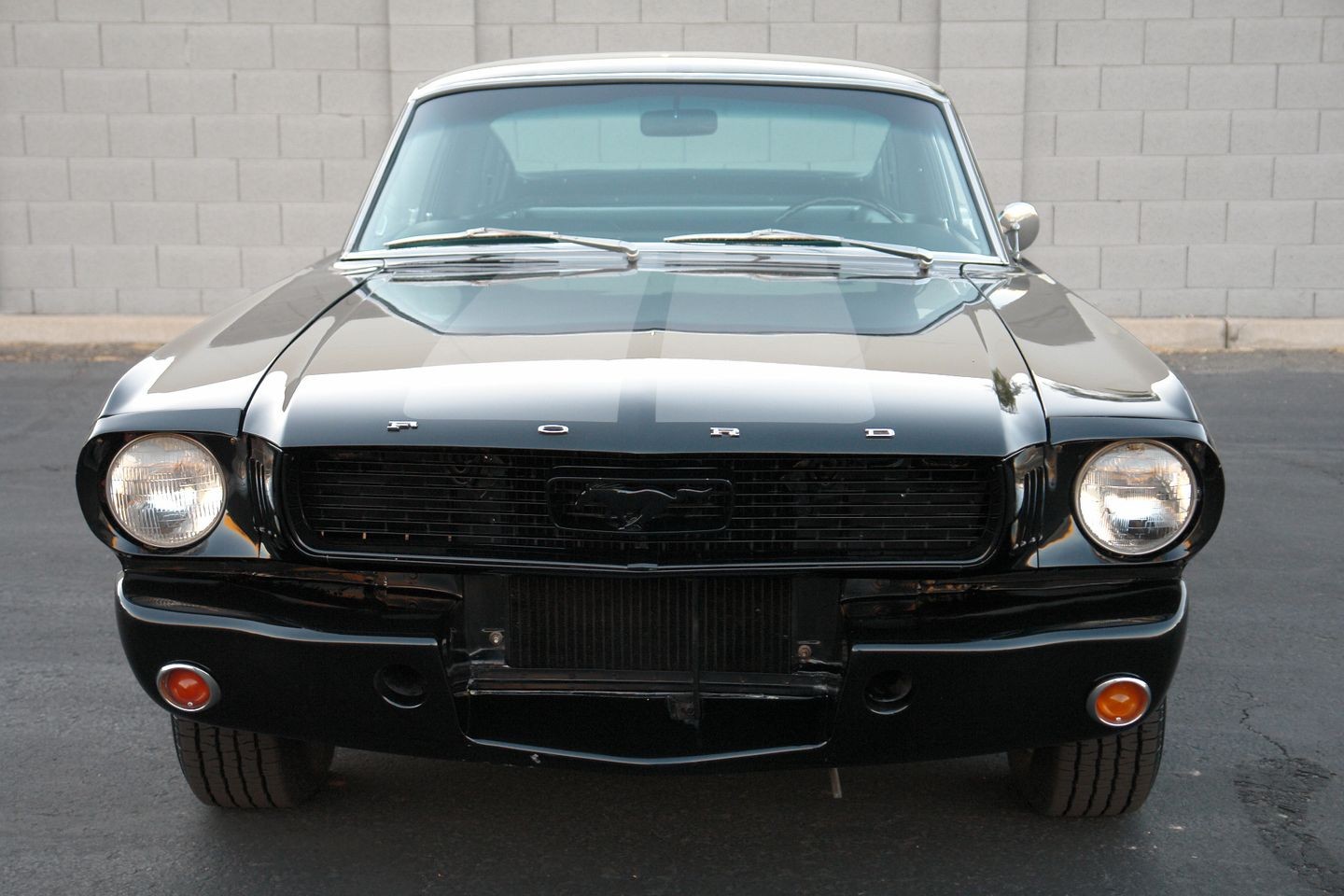 Ford-Mustang-1965-Coupe-8