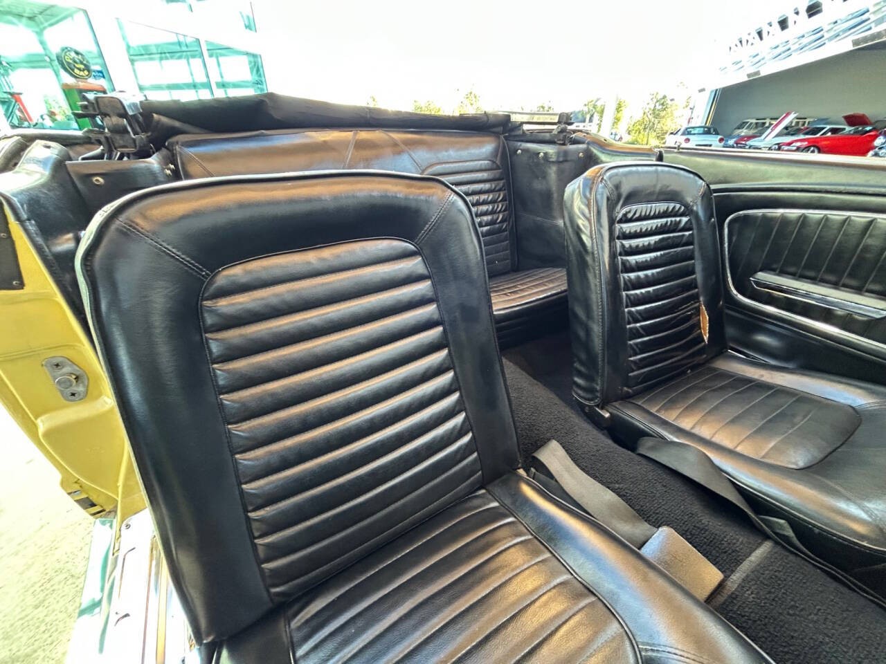 Ford-Mustang-1965-Hatchback-24