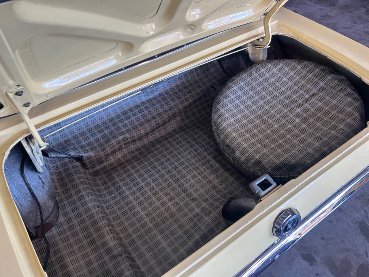 Ford-Mustang-1965-Hatchback-8