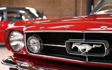 Ford-Mustang-1965-Rangoon-Red-Black-15
