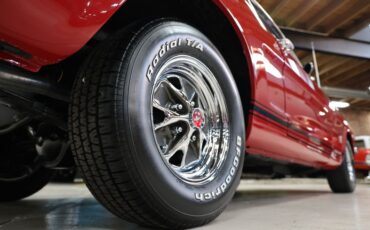 Ford-Mustang-1965-Rangoon-Red-Black-38