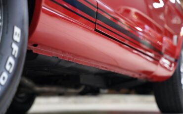 Ford-Mustang-1965-Rangoon-Red-Black-39