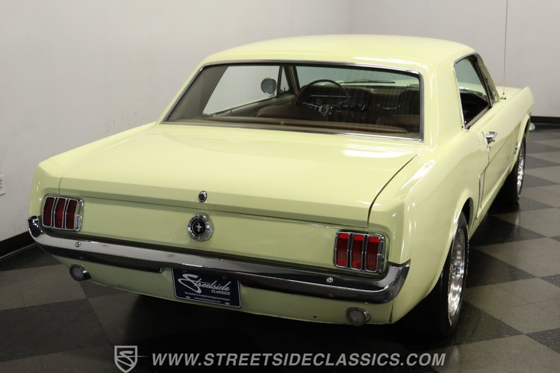 Ford-Mustang-1965-Spring-Time-Yellow-Palomino-21