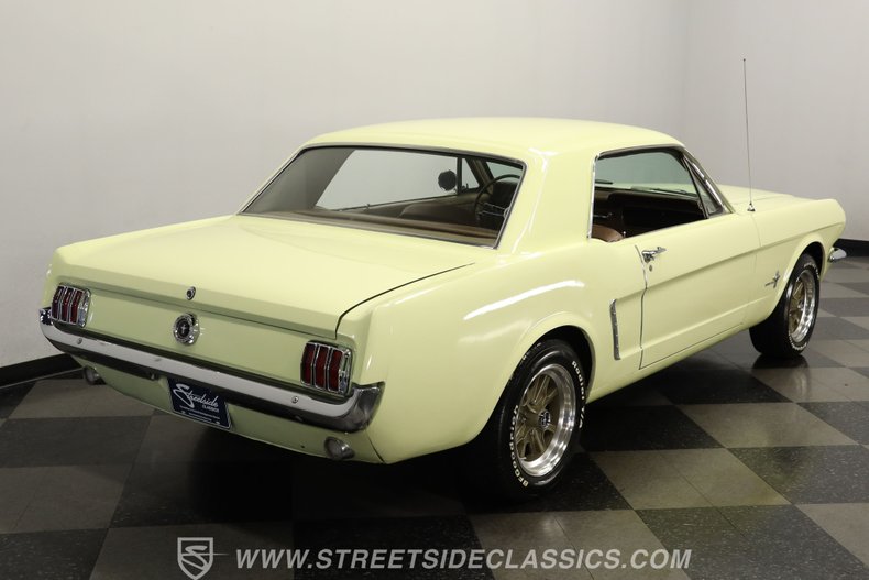 Ford-Mustang-1965-Spring-Time-Yellow-Palomino-22