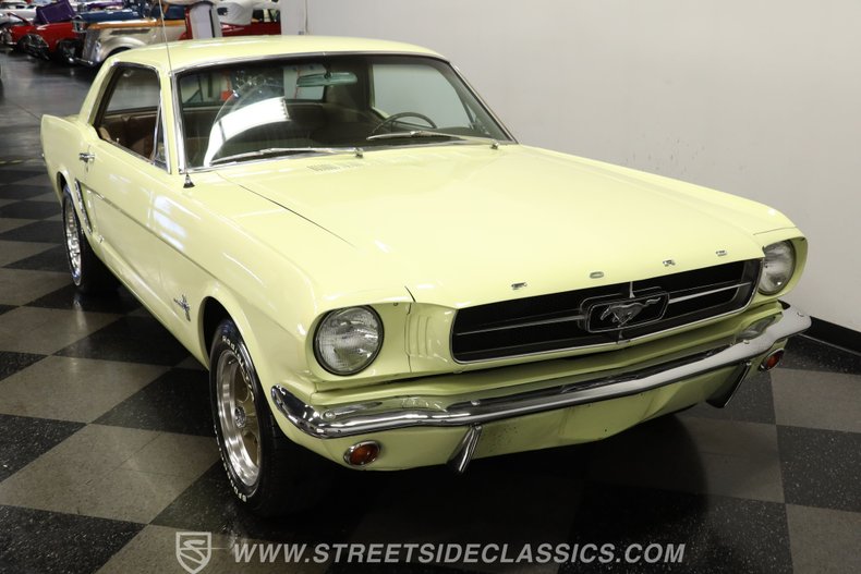 Ford-Mustang-1965-Spring-Time-Yellow-Palomino-26