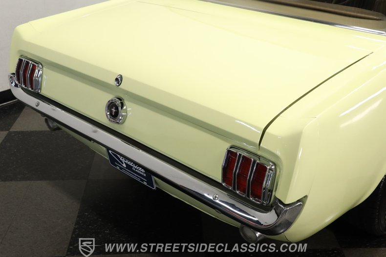 Ford-Mustang-1965-Spring-Time-Yellow-Palomino-29