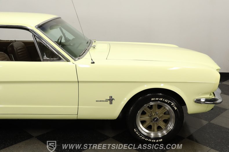 Ford-Mustang-1965-Spring-Time-Yellow-Palomino-30
