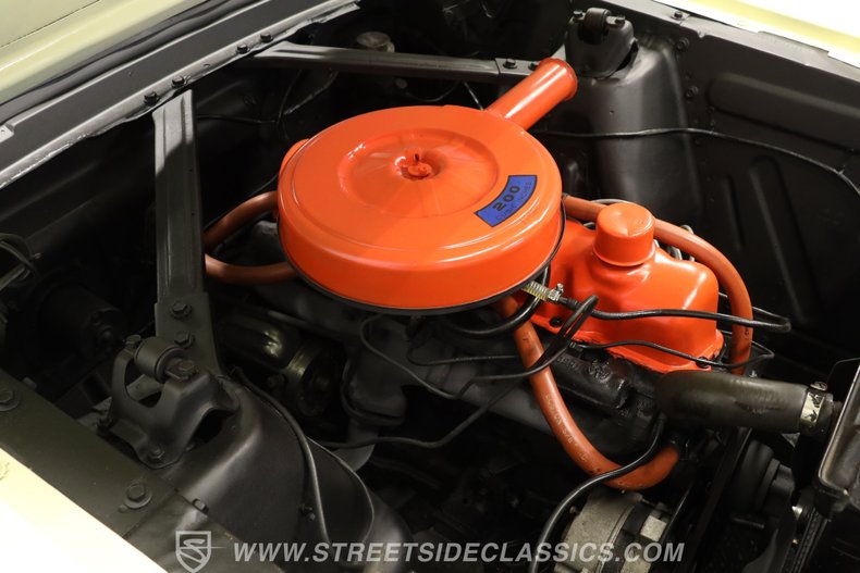 Ford-Mustang-1965-Spring-Time-Yellow-Palomino-32