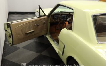 Ford-Mustang-1965-Spring-Time-Yellow-Palomino-33