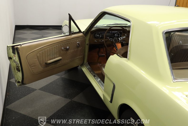 Ford-Mustang-1965-Spring-Time-Yellow-Palomino-33